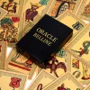Cartes de l’Oracle Belline disposées en éventail sur une table et par dessus sa boite